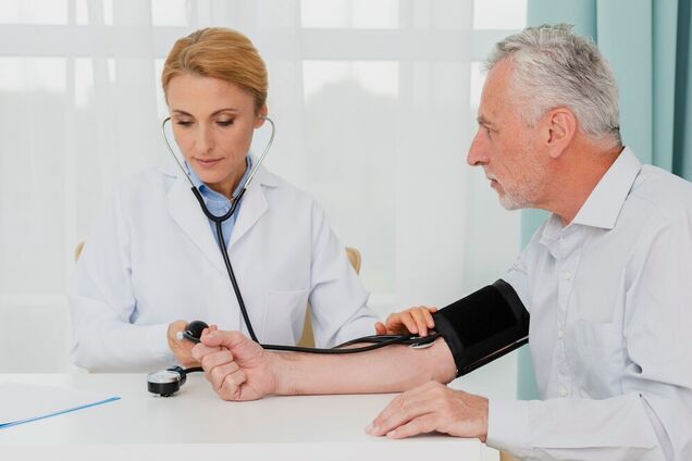 Як контролювати кров'яний тиск: корисні поради для запобігання гіпертонії