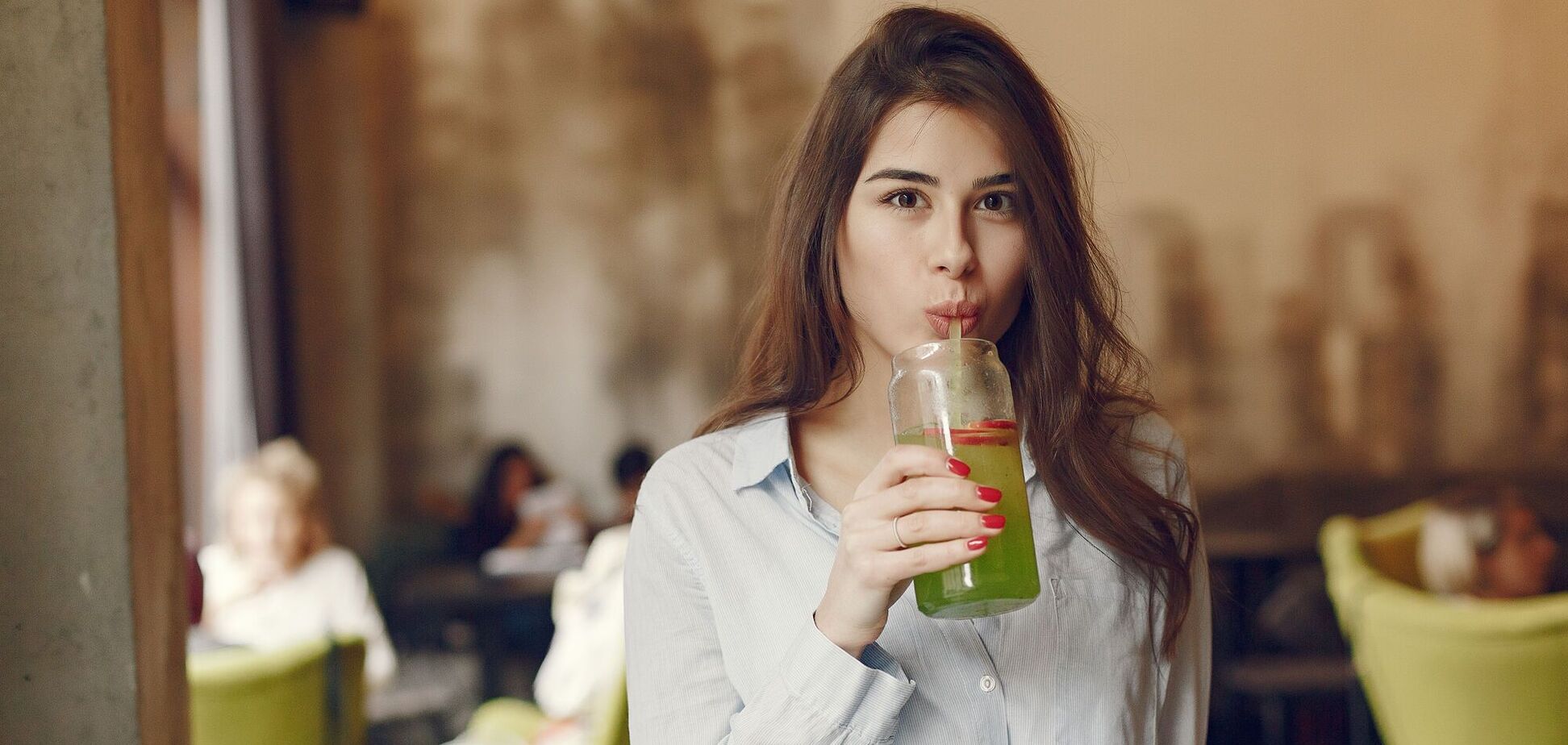 Профилактика морщин и больше сияния: какие продукты полезно есть для молодости кожи