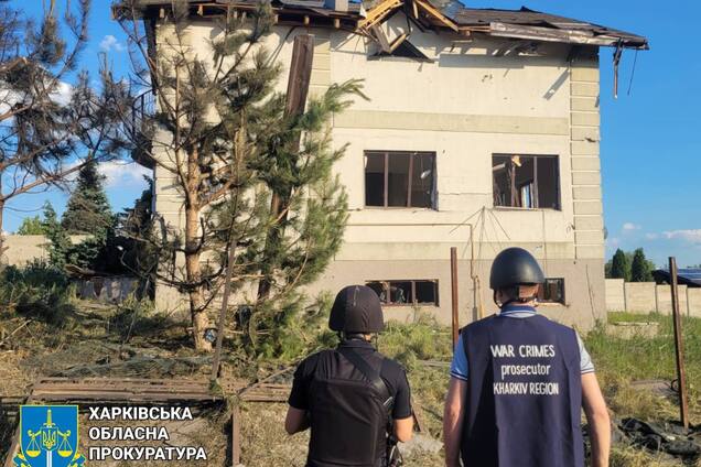 Окупанти вдарили по Харкову: є приліт у житлову забудову, пошкоджено будинки. Фото