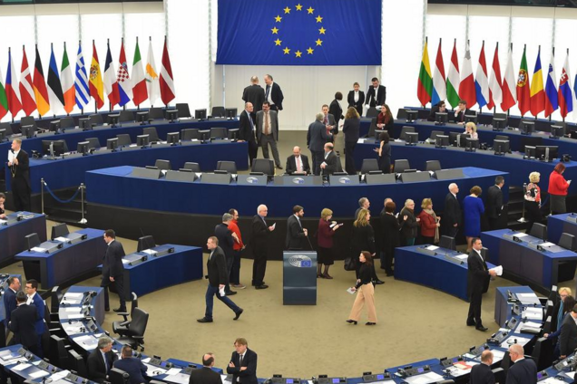 Крайние правые усилят позиции: как изменится баланс сил в Европарламенте после выборов и чего ждать Украине