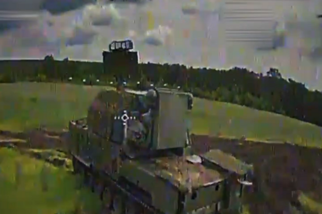 Зірвали 'джекпот': українські військові вполювали за допомогою дронів російський ЗРК 'Тор'. Відео