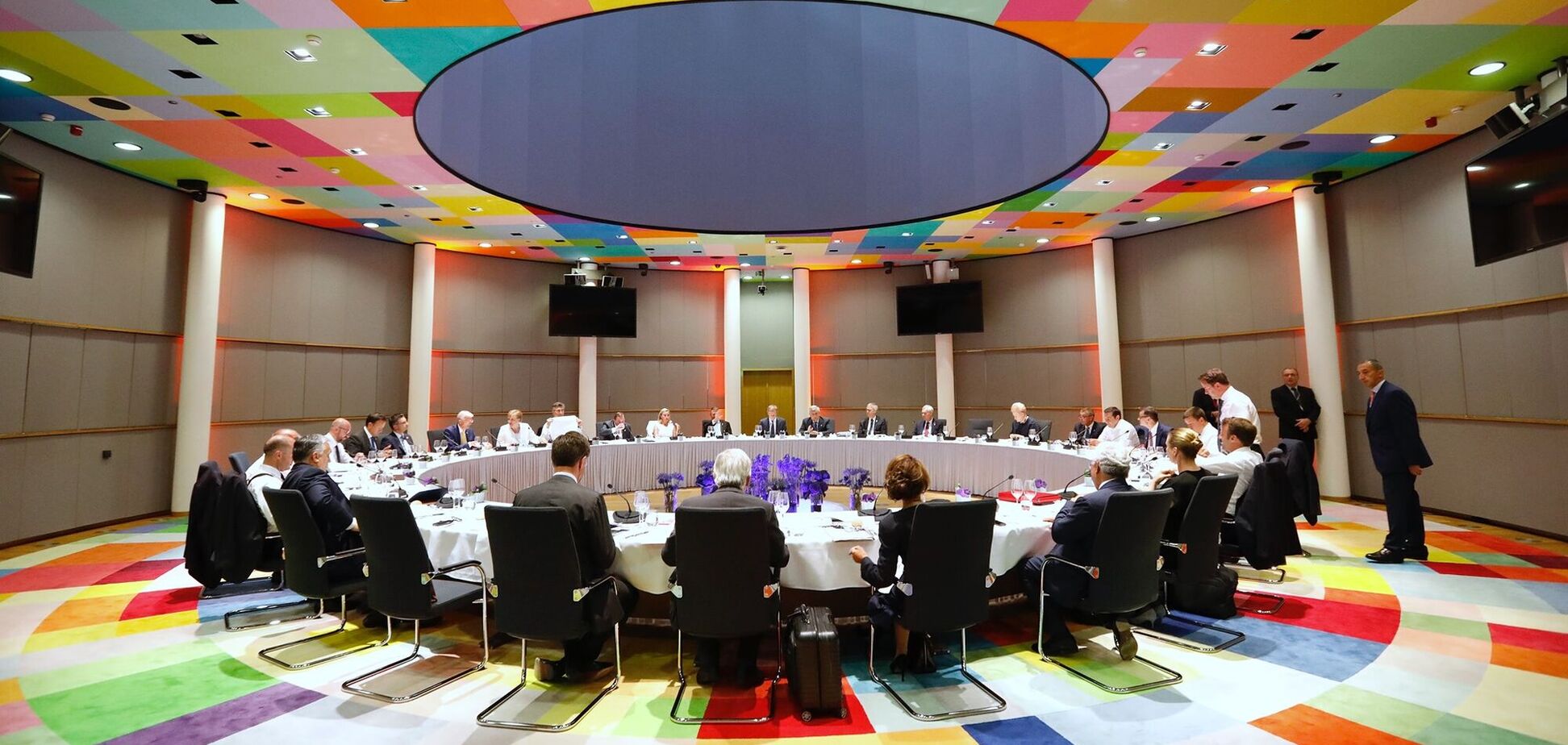 Из-за вояжа Орбана к Путину: шесть стран ЕС будут бойкотировать министерские встречи во время председательства Венгрии