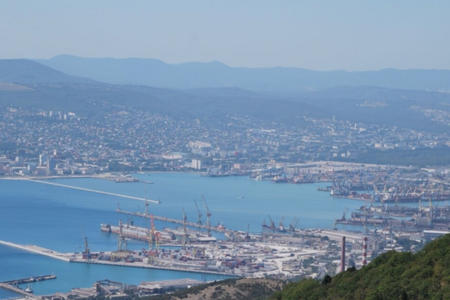 Окупанти мінують гавань біля морського порту у Новоросійську: в 'Атеш' дізнались подробиці. Відео