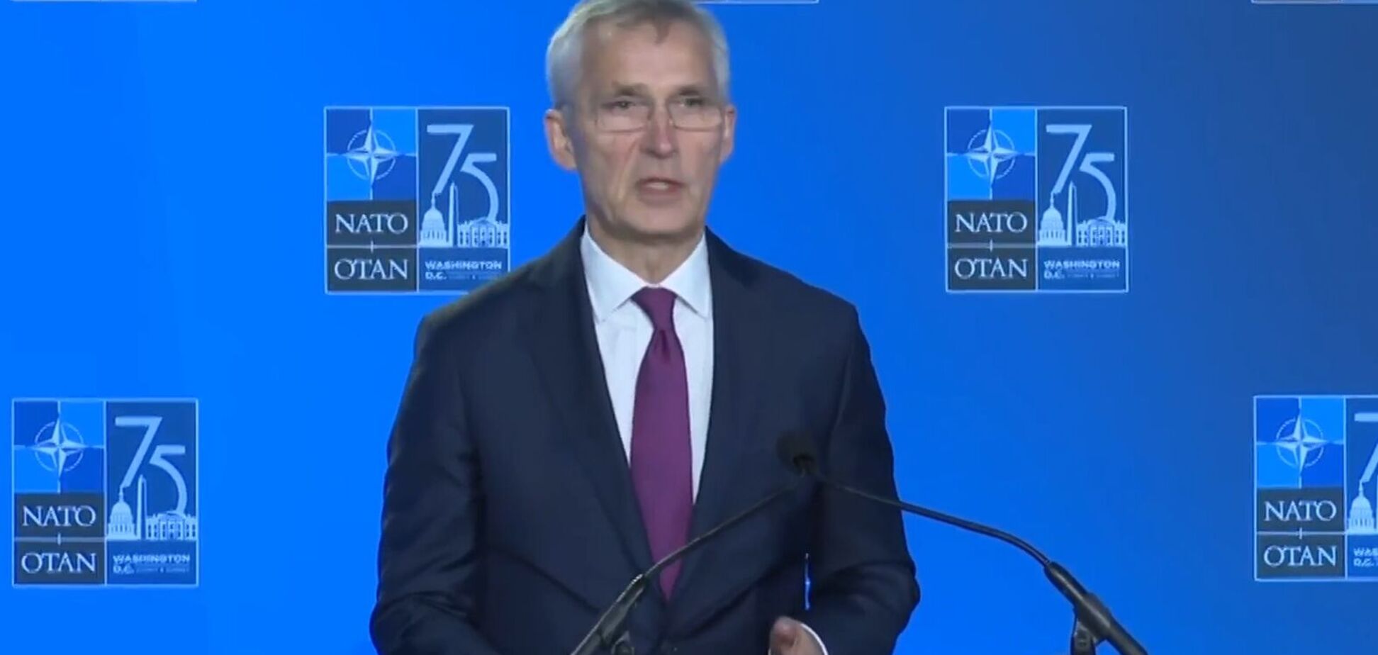 Столтенберг: Украина имеет законное право бить западным оружием по РФ