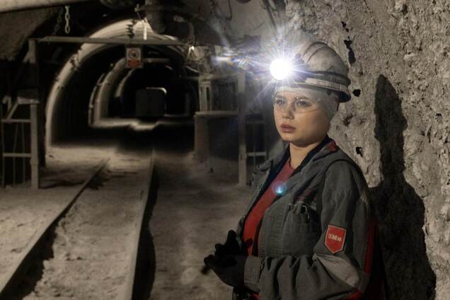 Дедалі більше українських жінок ідуть працювати на чоловічі роботи – The Guardian
