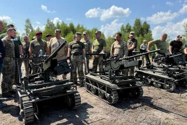 Роботів і безпілотників в ЗСУ буде більше: Сирський пообіцяв 'швидке практичне впровадження'. Фото
