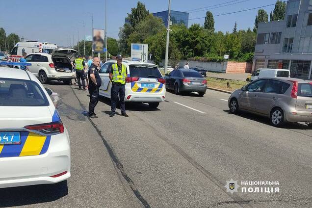 В Киеве произошло ужасное ДТП на Столичном шоссе: за рулем был руководитель детективов БЭБ. Фото