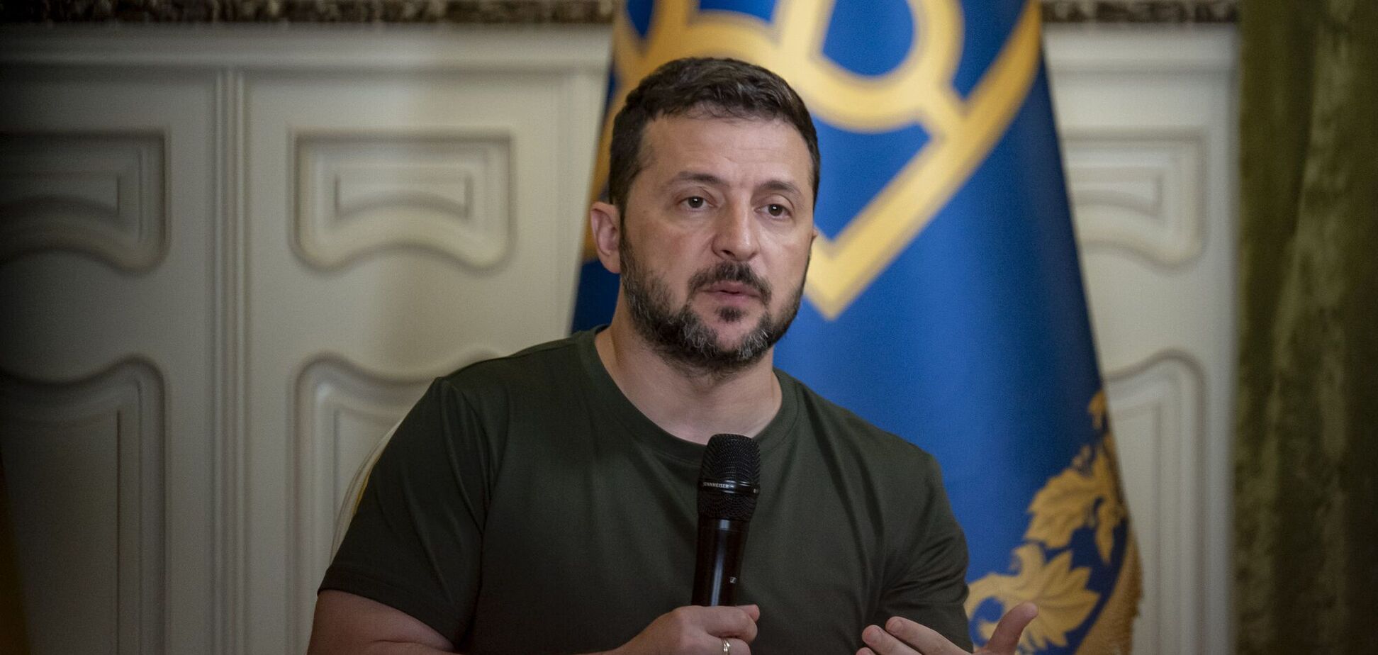 Не время: Зеленский сказал, когда будет уместно оценивать деятельность Сырского. Видео