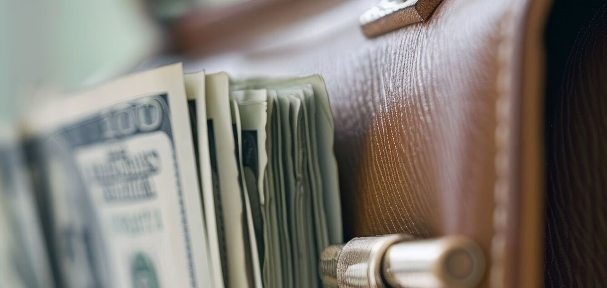 Масштабна проблема з достовірністю майнових декларацій