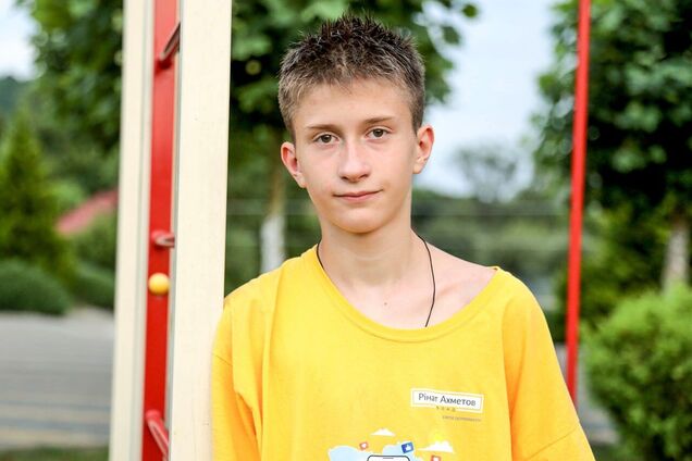 'Тут можна перезавантажитись і забути про все': стартувала літня зміна у 'Блогер Кемпі' від Фонду Ріната Ахметова