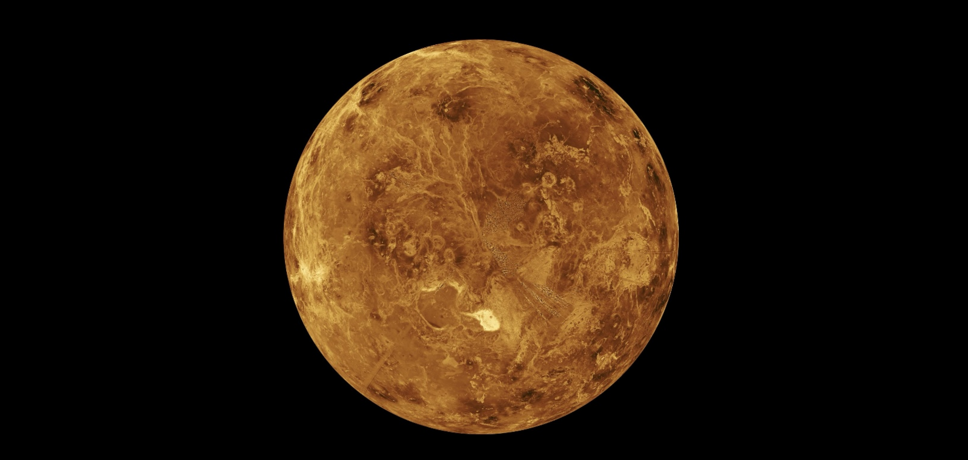 Есть ли жизнь на Венере? Ученые обнаружили следы фосфина и аммиака в облаках планеты: что это значит