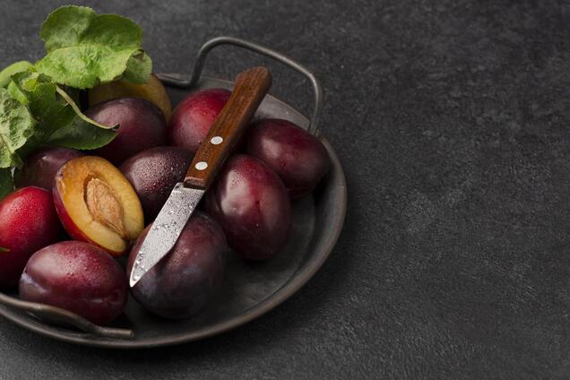 Цены на сливы снизились на 10%