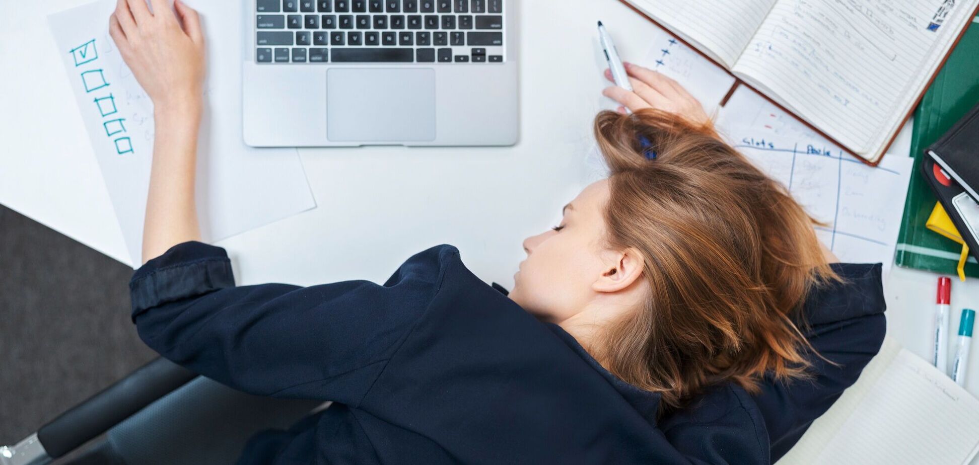 В Греции людей обязали работать по 48 часов в неделю