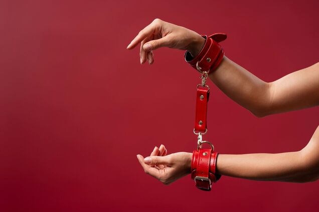 В Харькове нашли эпатажную квартиру с приспособлениями для 'взрослых' развлечений