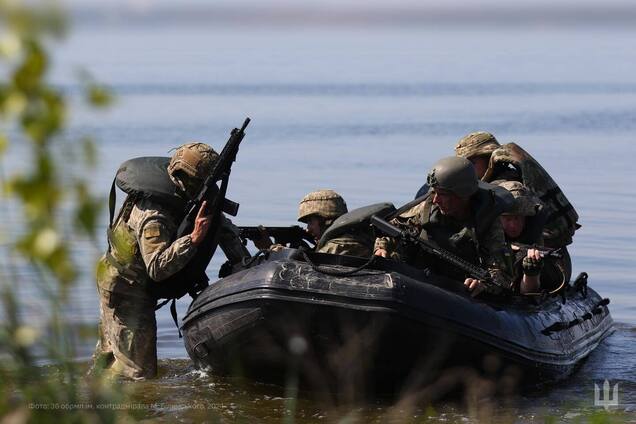 'Увидели и умерли': Братчук рассказал, как войска РФ пытаются штурмовать острова на Днепре