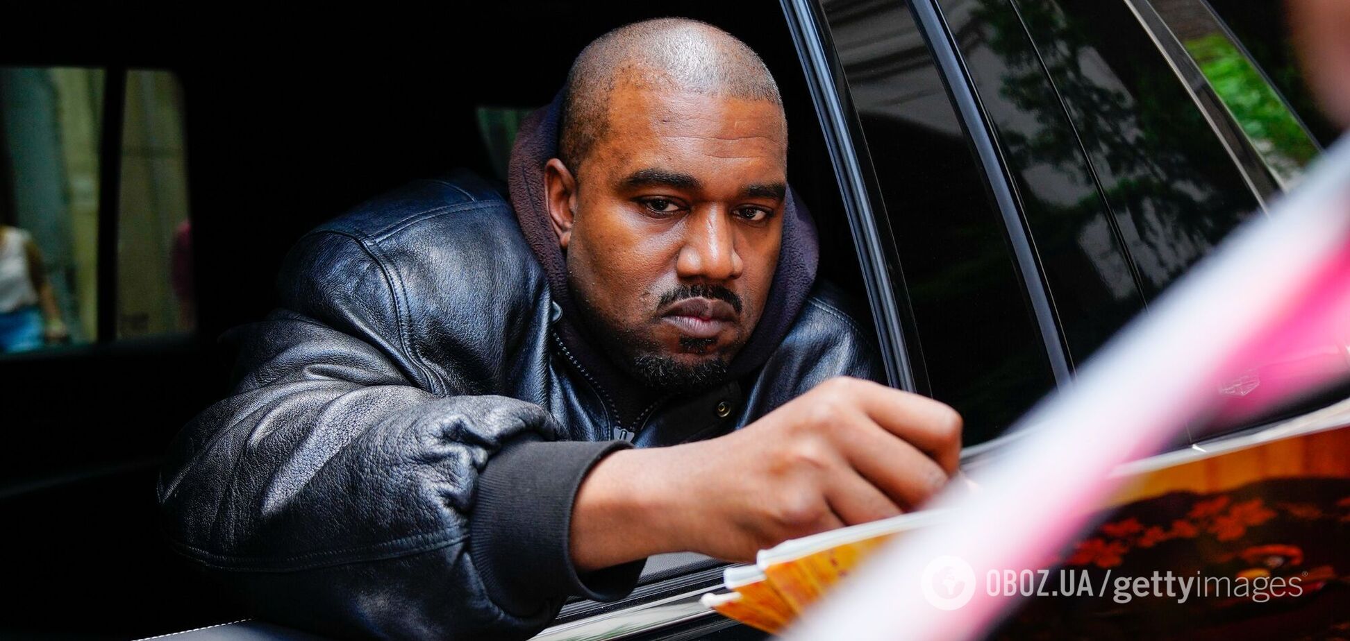 Канье Уэсту, который планировал концерт в Москве, угрожают запретить въезд в Россию: названа причина