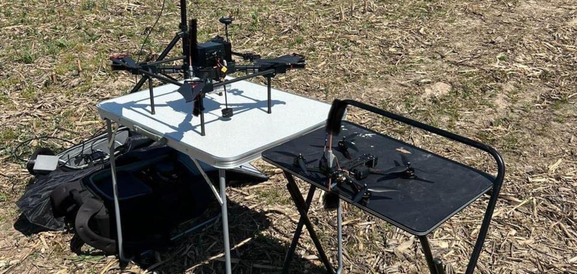 Устойчивая связь с взрывными БПЛА: Юрий Голик презентовал дрон-ретранслятор Spider из линейки STING