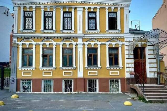 В МКИП отреагировали на снос усадьбы Зеленских в Киеве, несмотря на отсутствие разрешения: начато уголовное производство. Фото