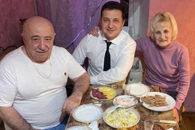 Найкращий друг Зеленського розкрив, де під час війни живуть батьки президента, та описав його рідну квартиру
