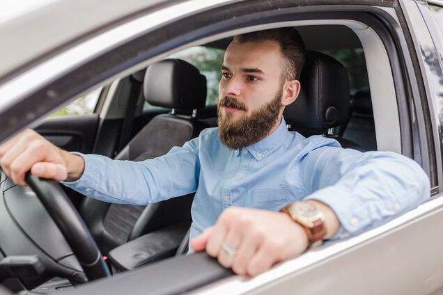 Уклонисты не смогут перерегистрировать авто в Дії