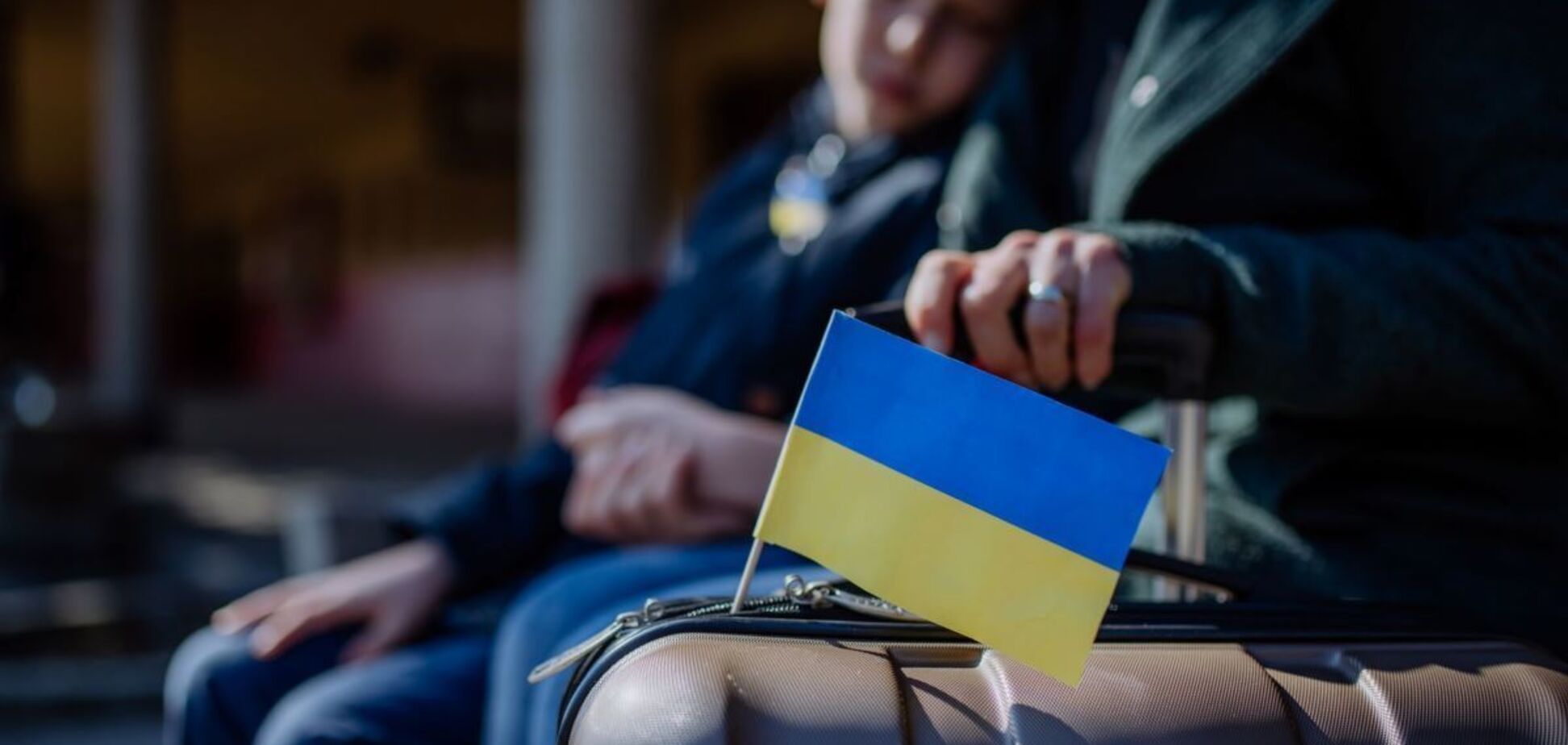 Напади на українців за кордоном почастішали: хто за цим стоїть і до чого тут Росія. Відео