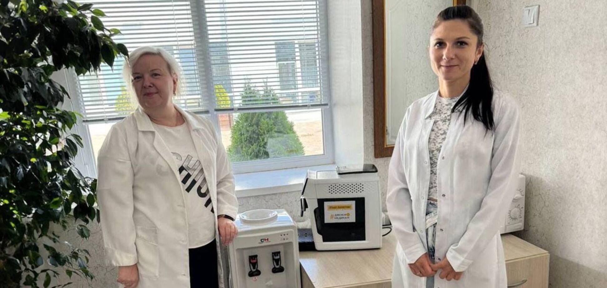 Фонд Ріната Ахметова привітав медиків з професійним святом