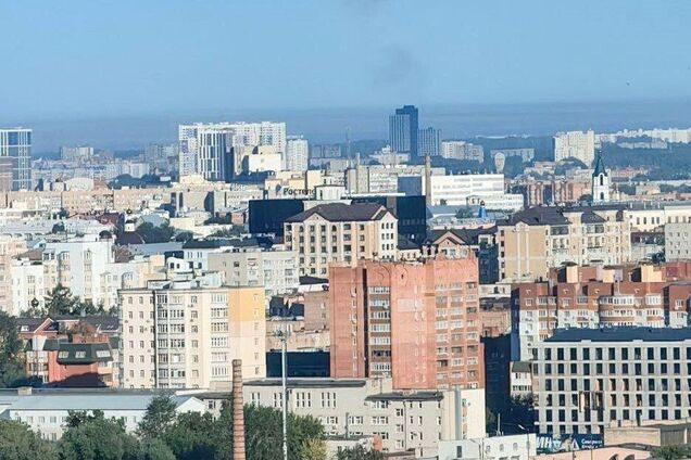 У Рязанській області Росії БПЛА атакували військовий аеродром та НПЗ: усі деталі, фото і відео