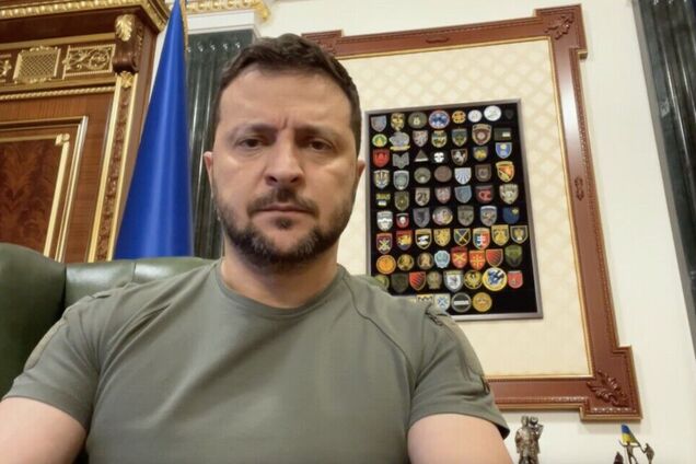 'Влучили з дистанції майже 1800 км': Зеленський відзначив ГУР і дві бригади ДШВ. Відео