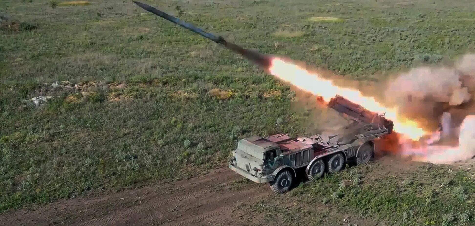 На Днепропетровщине в результате вражеской атаки повреждено промышленное предприятие