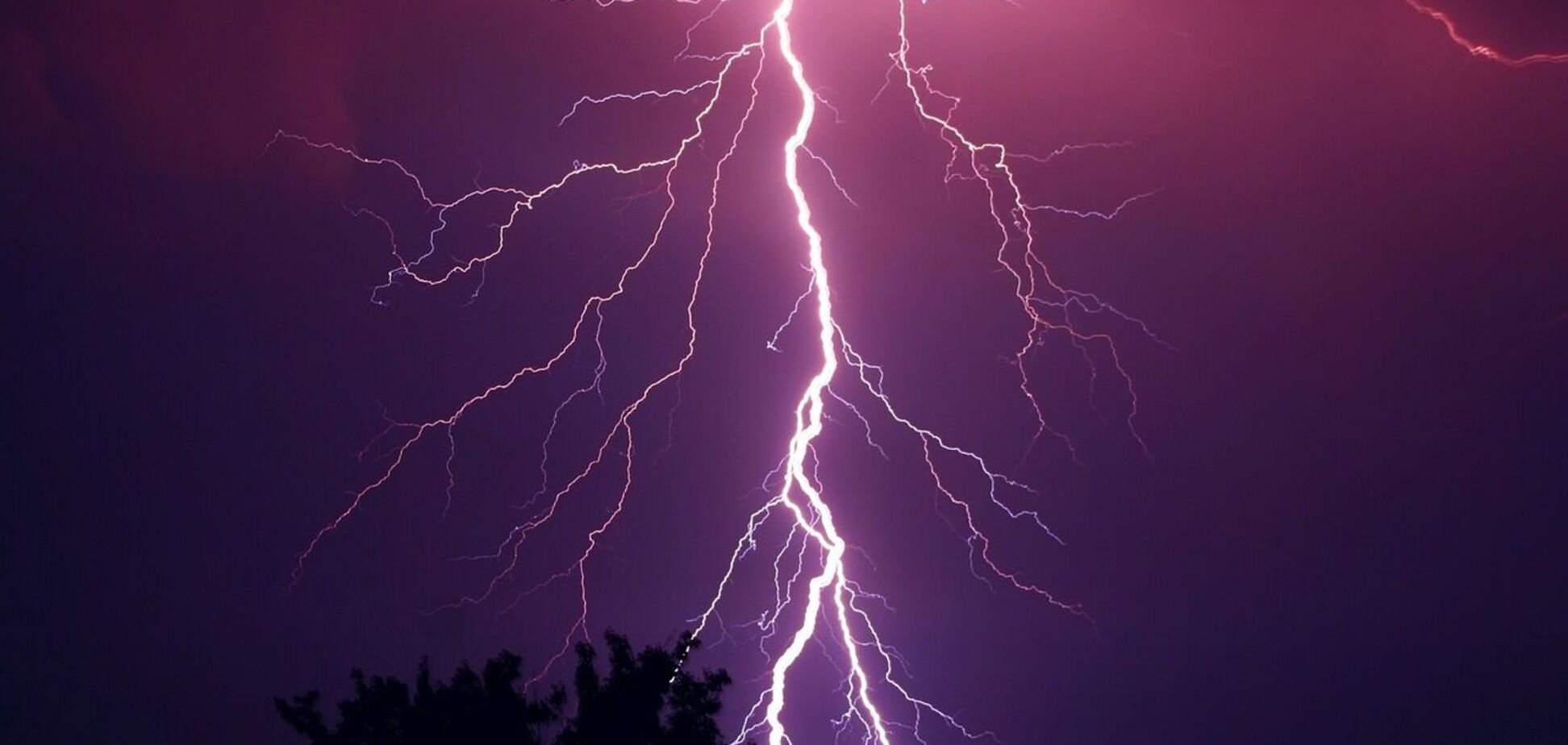 Будут дожди: синоптики дали прогноз погоды на четверг, 22 августа