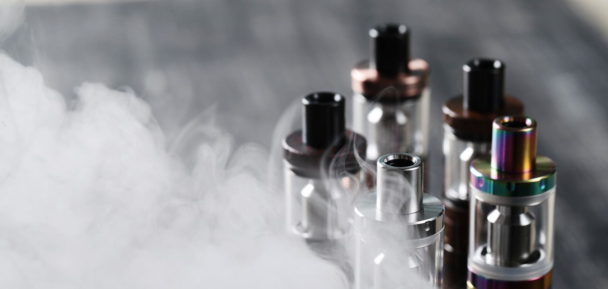 Украинцев травили поддельными "электронками": где можно было купить контрафакт