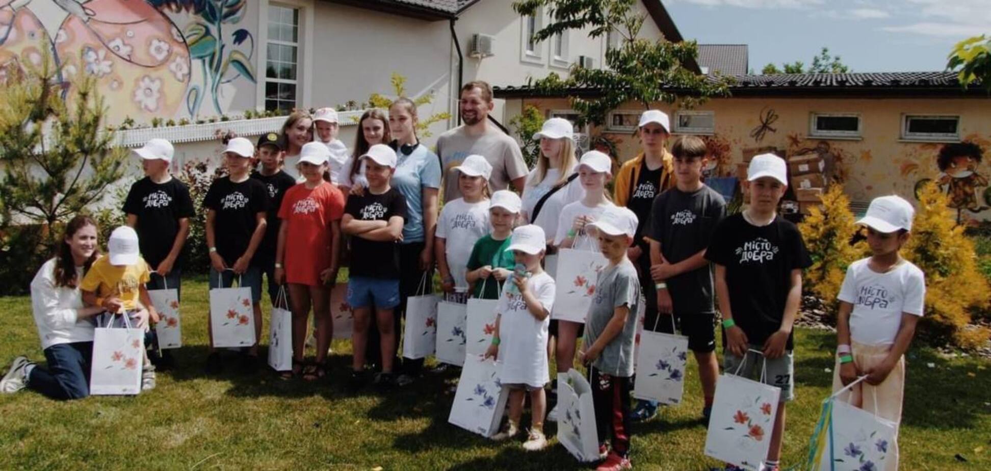Проєкт "Наші Діти", який допомагає сиротам війни в Україні, шукає нових партнерів