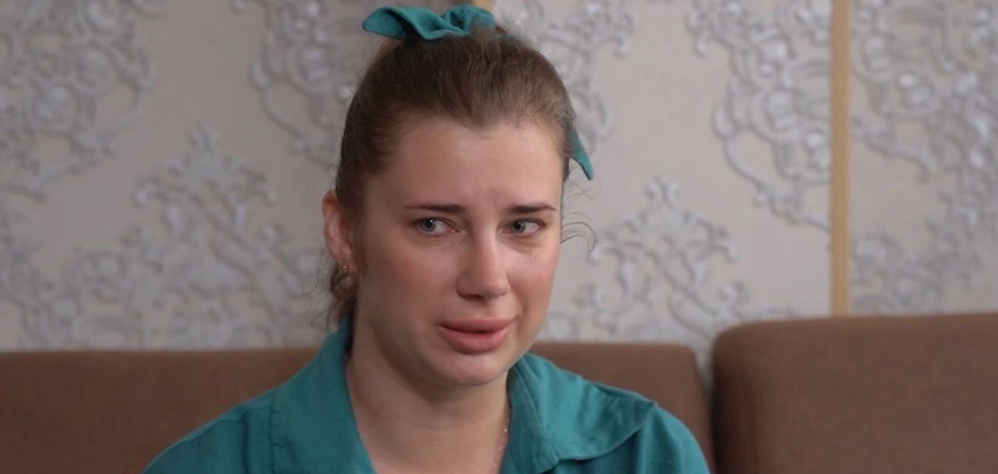 'Я не понимала, что Лиза погибла': история Ирины, потерявшей дочь в результате обстрела Винницы, в Музее 'Голоса Мирных' Фонда Рината Ахметова