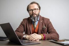 'Надо общаться с партнерами': эксперт объяснил, почему запрет США бить ракетами ATACMS по территории РФ не связан с 'красными линиями'. Видео