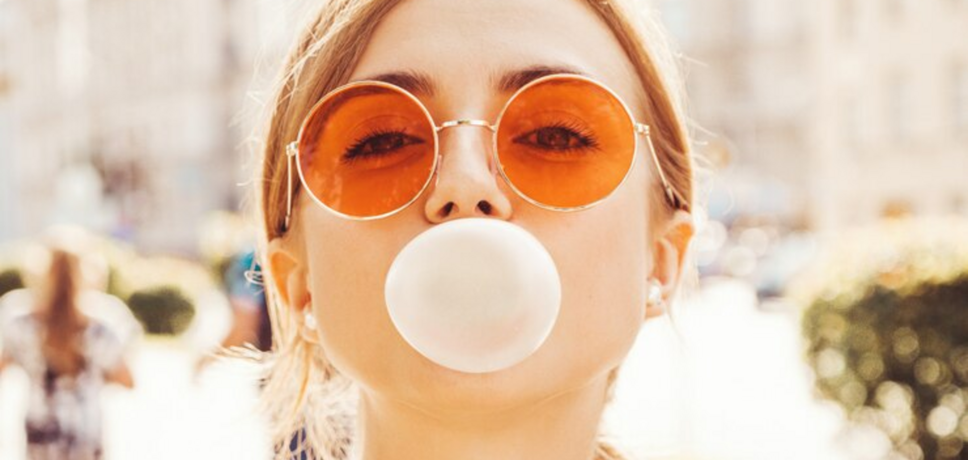 Как отчистить жвачку от ткани: действенные способы