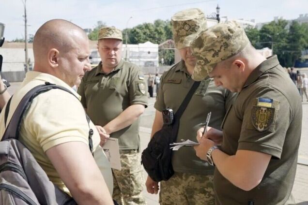 З яких причин можна не прибути за повісткою у ТЦК і не бути покараним: роз’яснення 