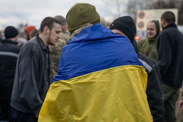 'Обміни люблять тишу'. Але чому варто говорити про українських полонених у російських катівнях