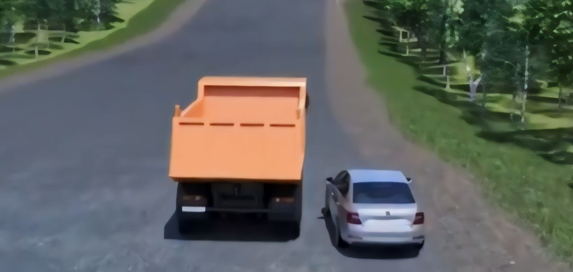 Кто виноват в ДТП? Непростая задача по ПДД с грузовиком