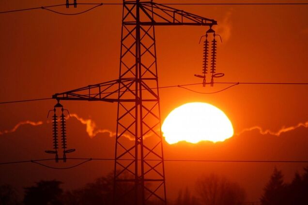 'Уже есть четкие детали': Зеленский анонсировал новые программы для помощи украинцам во время дефицита электричества