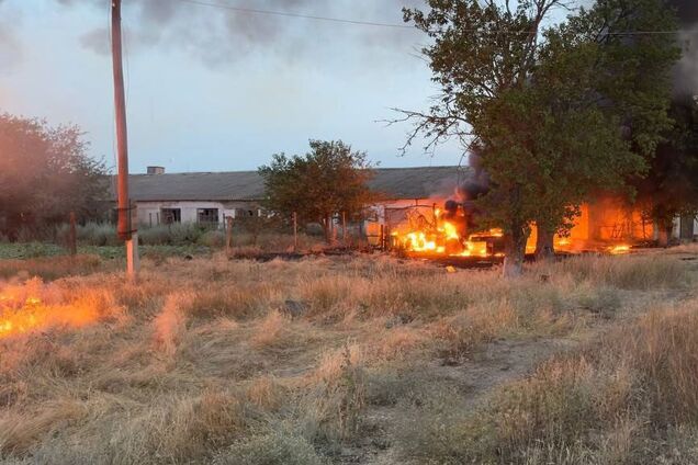 Дроны атаковали пункт управления оккупантов под Новой Каховкой: уничтожена станция связи. Фото