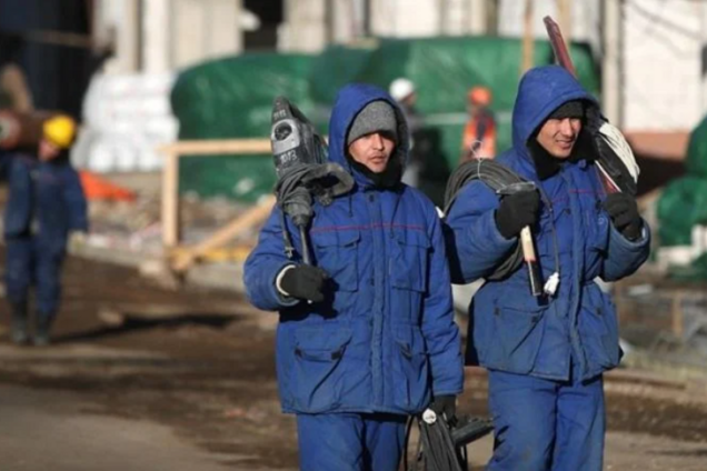 В оккупированном Бердянске выходцы из Азии изнасиловали школьницу