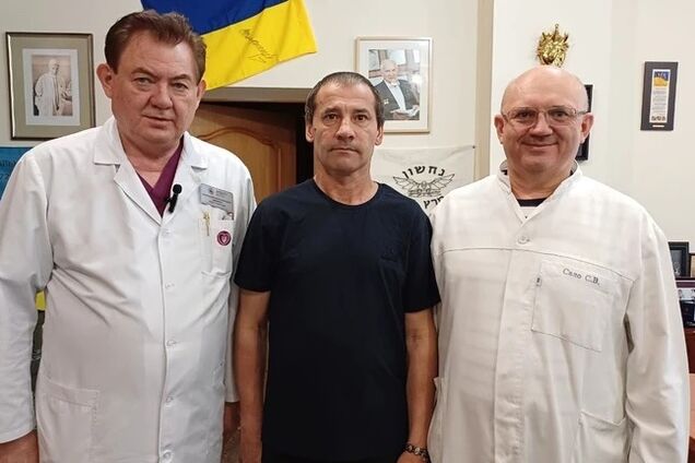 Первый случай в мире: украинские хирурги провели операцию на сердце защитника уникальным способом. Видео