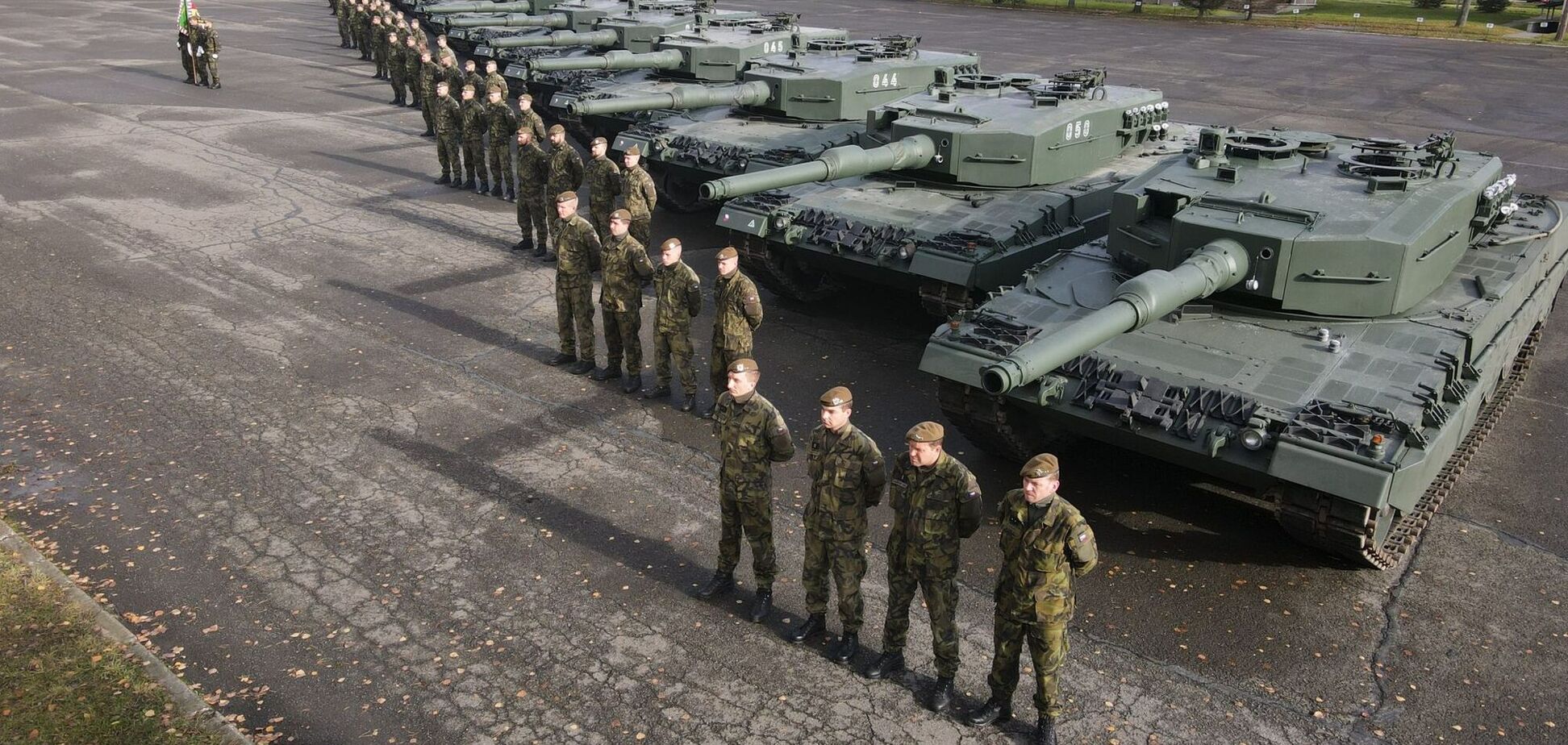 Компенсація за поставки в Україну: Німеччина передасть Чехії танки Leopard