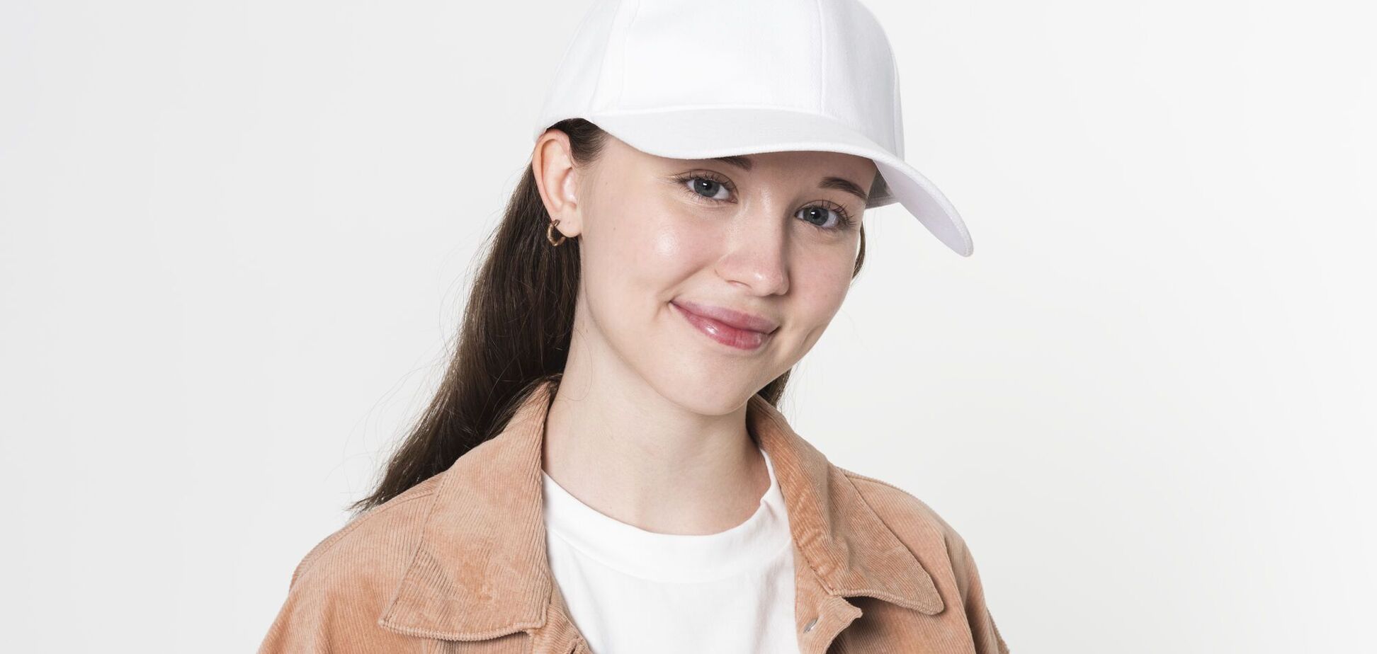 Как идеально постирать белую кепку: полезные советы