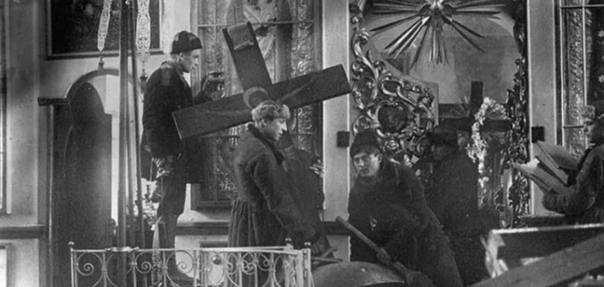 История циклична: как в СССР уничтожали церковь и почему вспомнили Бога в 1941 году