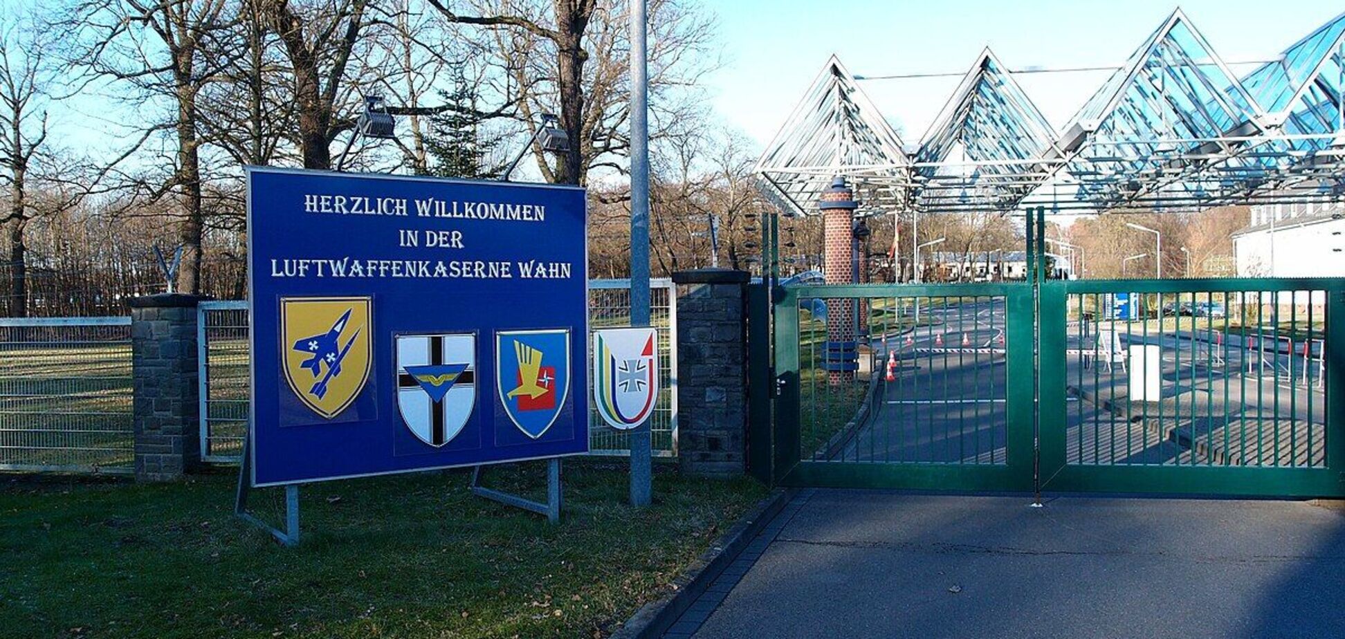 На территорию объекта Бундесвера проникли и могли отравить воду: все детали ЧП