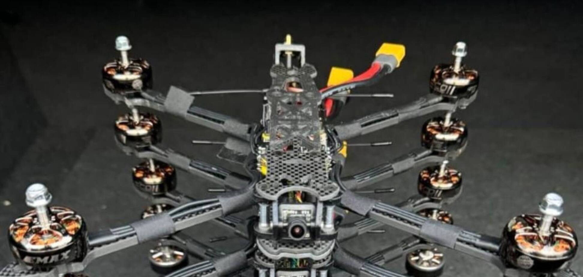 Директор хмельницкой фирмы 'удешевил' производство дронов для ВСУ