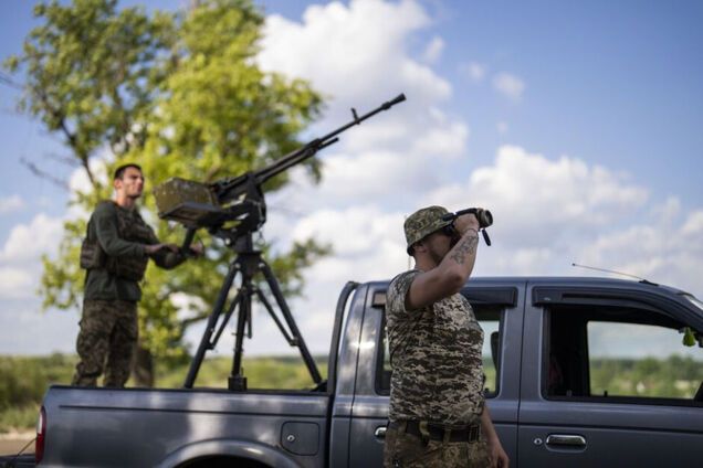 Відкрито мегазбір на пікапи та джипи для воїнів Харківського і Покровського напрямків