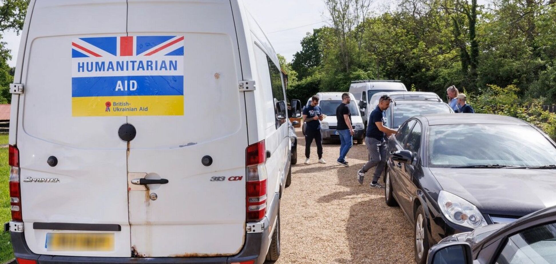 Британия передала Украине более 200 автомобилей, которые сдали на утилизацию из-за экологических требований