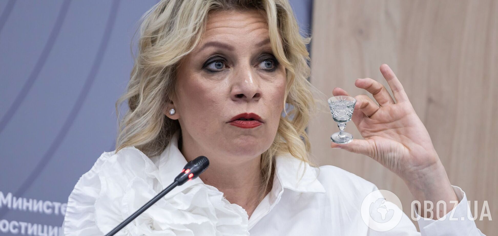 Захарову назвали "алкоголичкой, которая позорит МИД" в ответ на ее заявление по ситуации вокруг Олимпиады